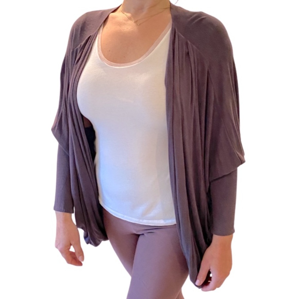 Yoga Open cape cardigan